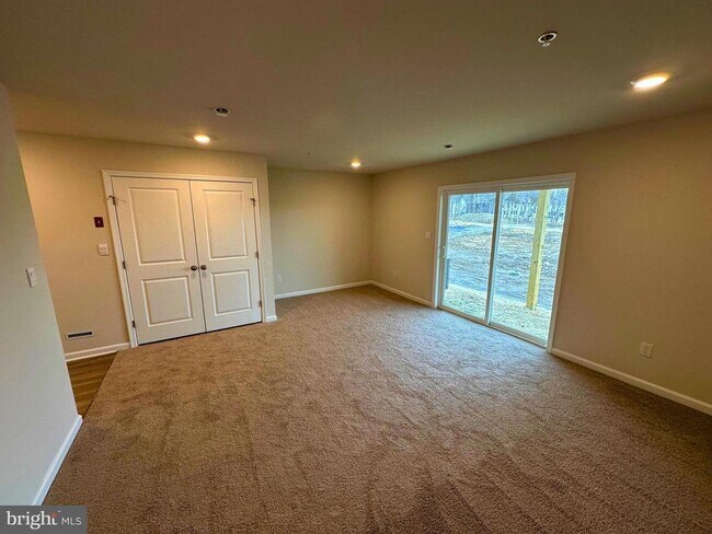 Foto del edificio - 172 Bell Ct