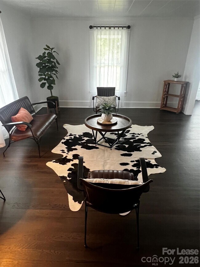 Foto del edificio - 5440 US-601