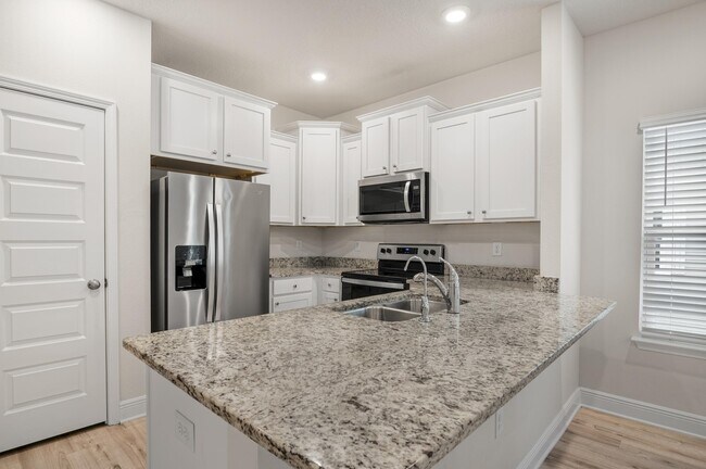 Foto del edificio - 34 Sandhill Pines Dr