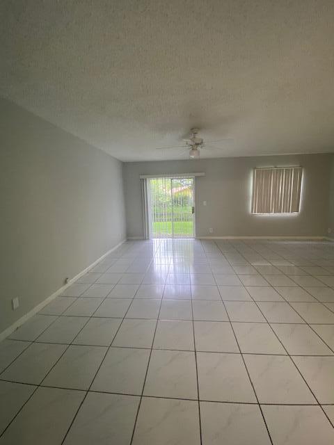 Foto del edificio - 11415 NW 35th St