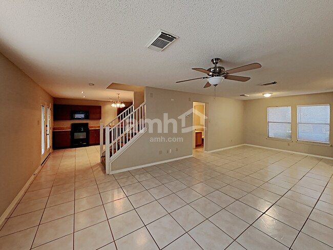 Building Photo - 8319 Tavern Pt