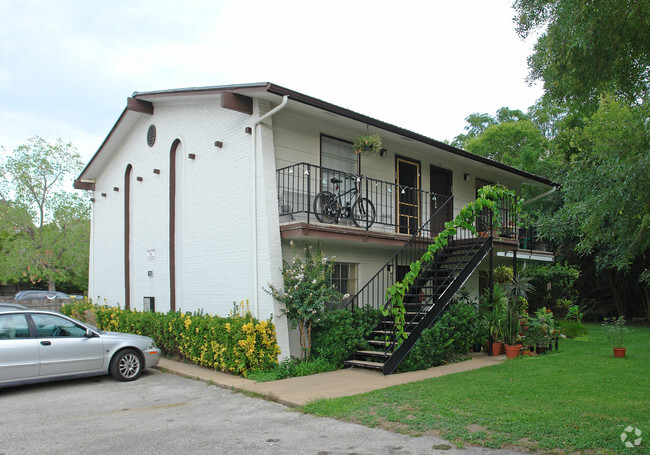 Foto del edificio - Hollow Creek Fourplexes