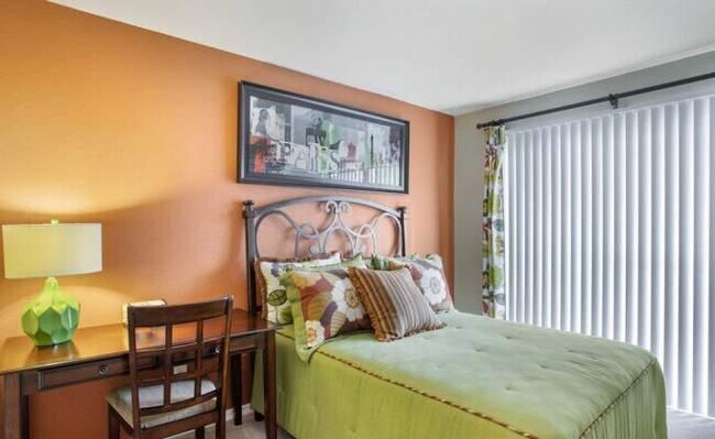 Building Photo - 2 bedroom in Sugar Land TX 77479