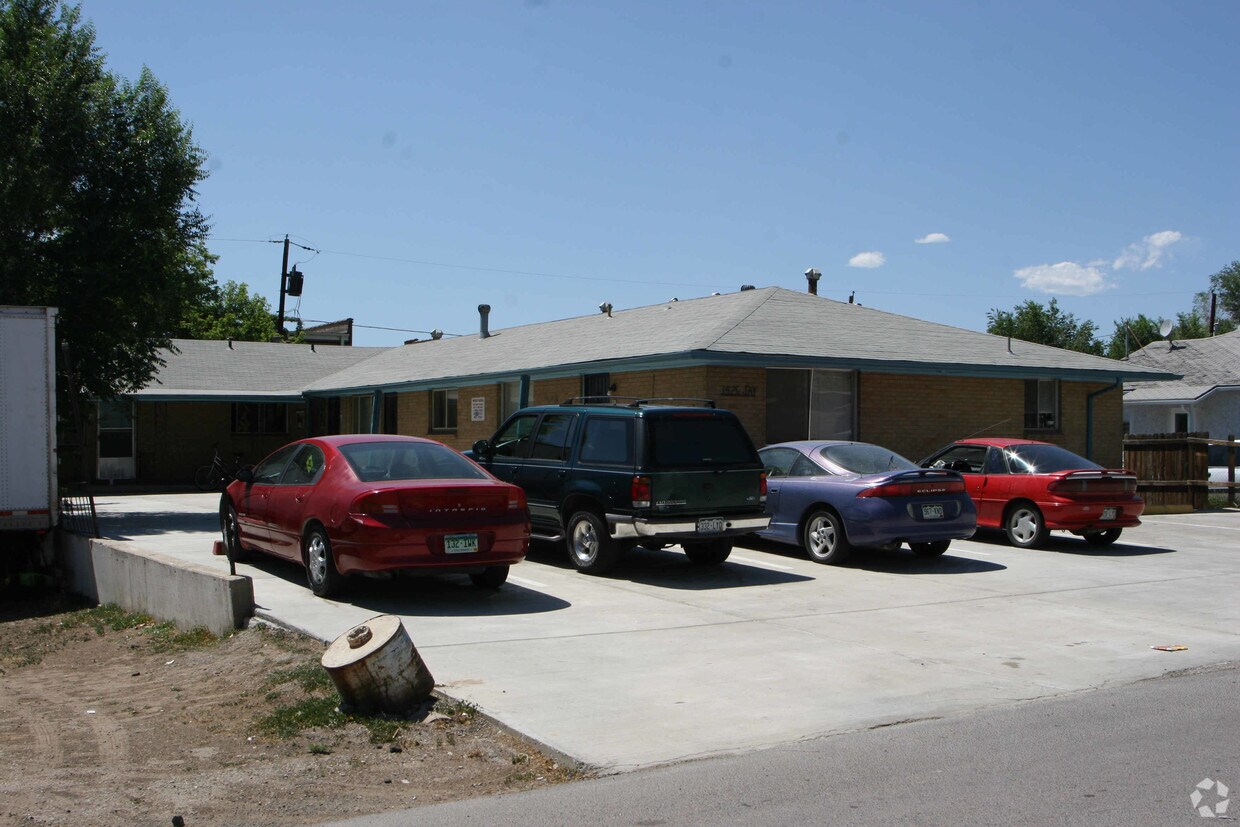 Primary Photo - 1425 Jay St
