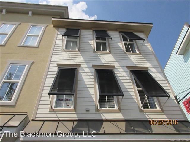 Building Photo - 2048 Ayrsley Town Blvd
