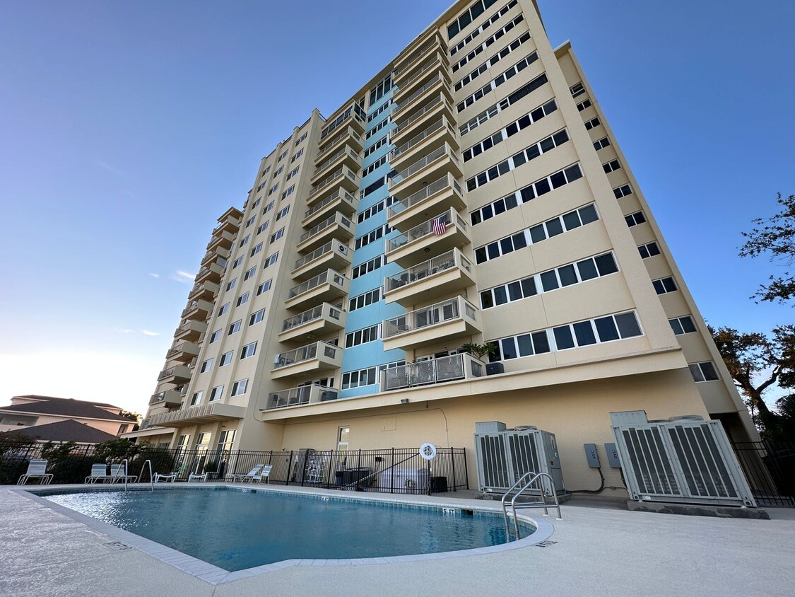 Primary Photo - Condo for Rent in Bayshore Condominiums ~ ...