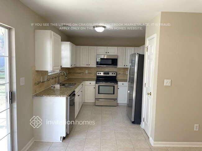 Building Photo - 12601 Cedar Crossings Dr