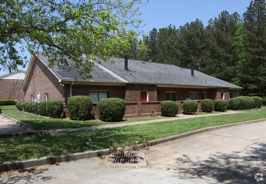 Britain Village Rentals Lawrenceville, GA