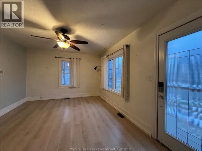 Building Photo - 41 Alexandra Ave