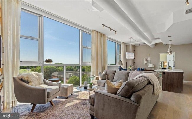 Foto del edificio - 3409 Wilson Blvd