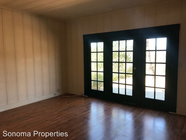 Building Photo - 3 br, 1 bath House - 4100 Lovall Valley Loop