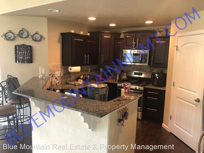 Building Photo - 3 br, 2.5 bath House - 4119 Park Haven View