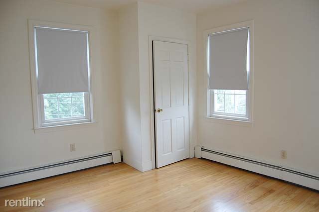 Building Photo - 2 br, 1.5 bath Condo - 180 Gano St 2E Unit 2E