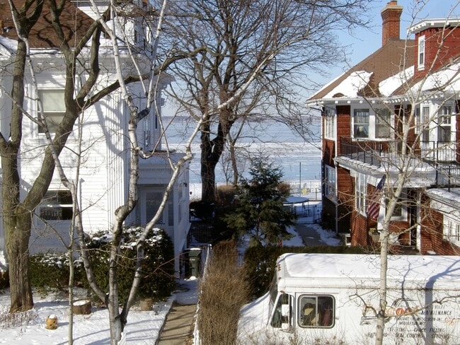 Building Photo - 849 Prospect Pl