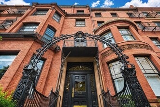 Building Photo - 183 Marlborough St