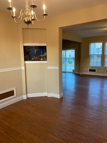 Building Photo - 603 Bunker Dr
