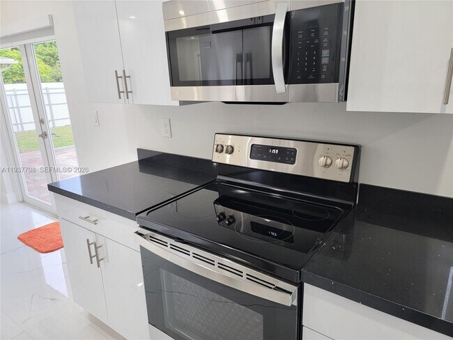 Foto del edificio - 14860 SW 307th St