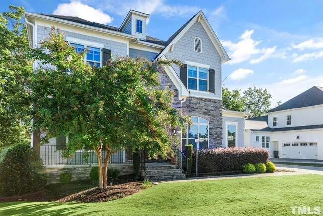 Building Photo - 525 Ancient Oaks Dr