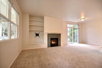 Building Photo - 538 224th Pl NE