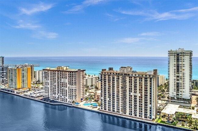 Building Photo - 1600 S Ocean Dr