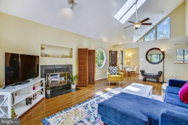 Foto del edificio - 11916 Moss Point Ln