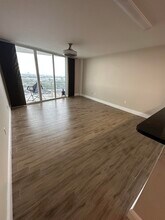 Building Photo - 1551 N Flagler Dr