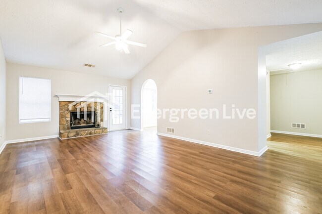 Building Photo - 528 Arcadia Ct