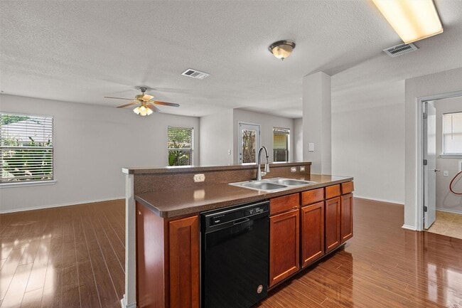 Photo - 15012 Parrish Lane House