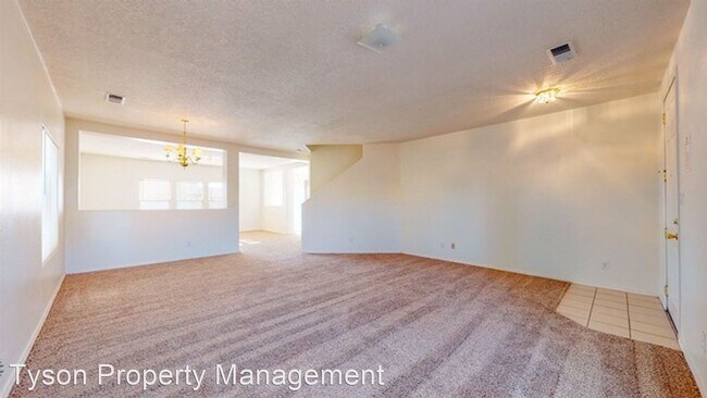 Building Photo - 5 br, 2.5 bath House - 6064 Crownpoint Dr