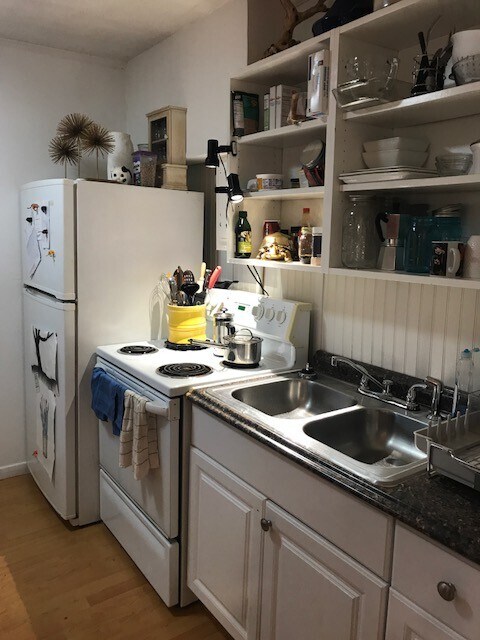 Primary Photo - 913 11th Ave N