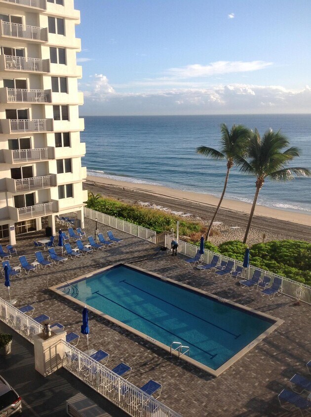 Primary Photo - 3221 S Ocean Blvd