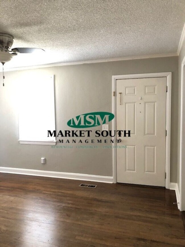 Building Photo - 58 E 309