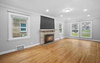 Building Photo - 5680 N 34th St