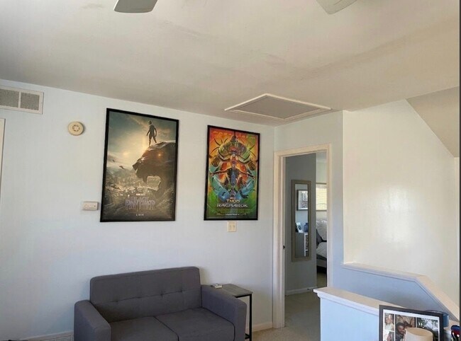Foto del edificio - 376 Maidstone Ct