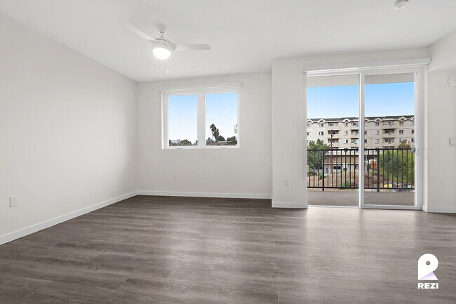 Foto del edificio - 1363 Colton St