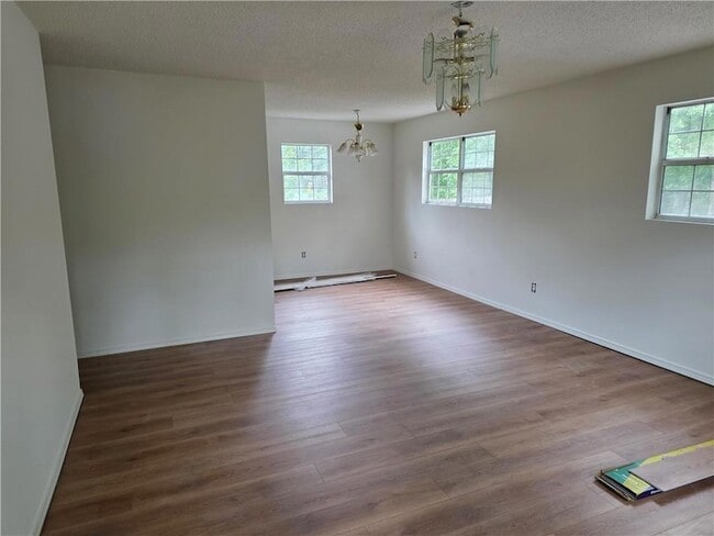 Foto del edificio - 72475 Jasmine St