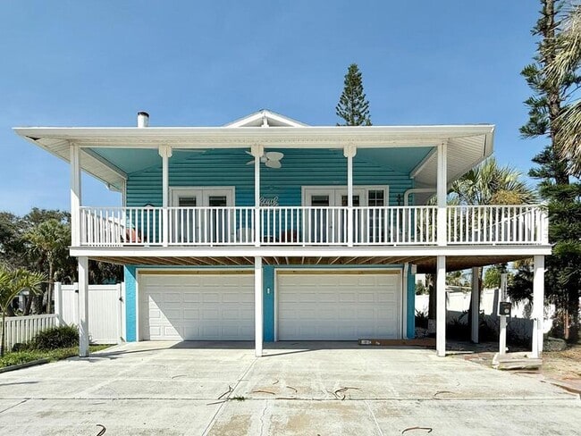 Building Photo - 15613 Gulf Blvd