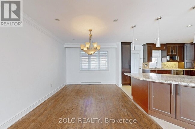 Building Photo - 212 Goddard St