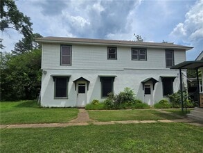 Building Photo - 308 S Rogers St