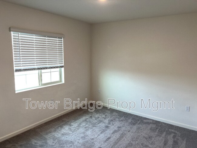 Building Photo - 12722 Montbrook Way