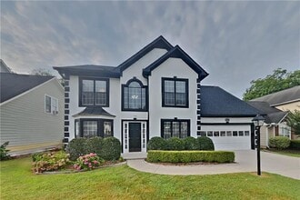 Building Photo - 2882 Manor Glen Ln NW