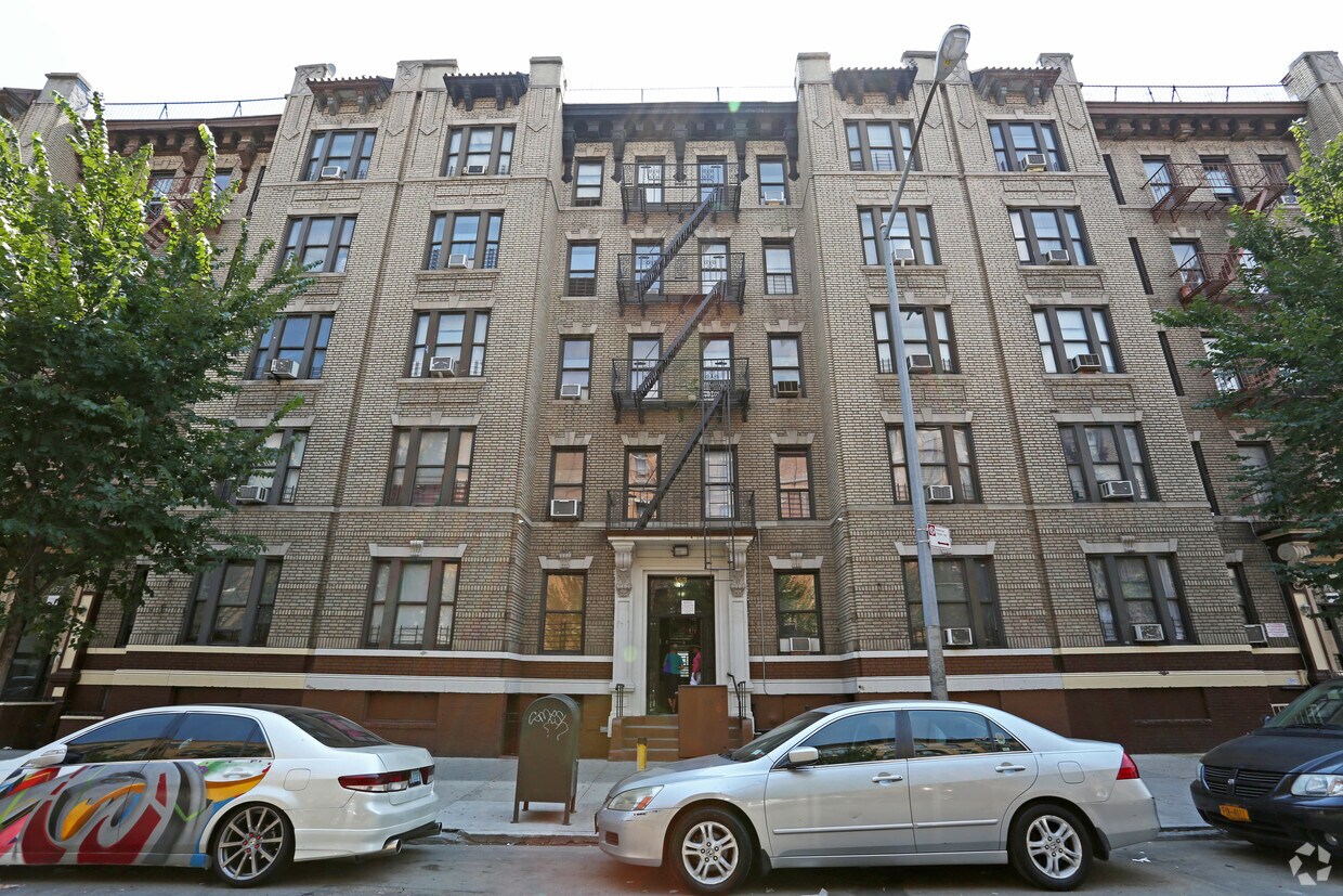 Building Photo - 153 Vermilyea Ave
