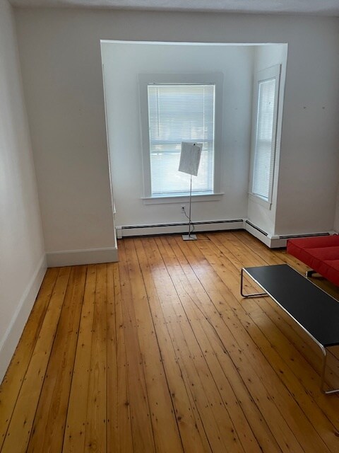 Foto del edificio - 106 Pleasant St