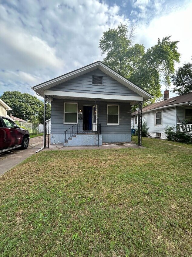 Photo - 2309 Lincoln Ave (Granite City, IL)