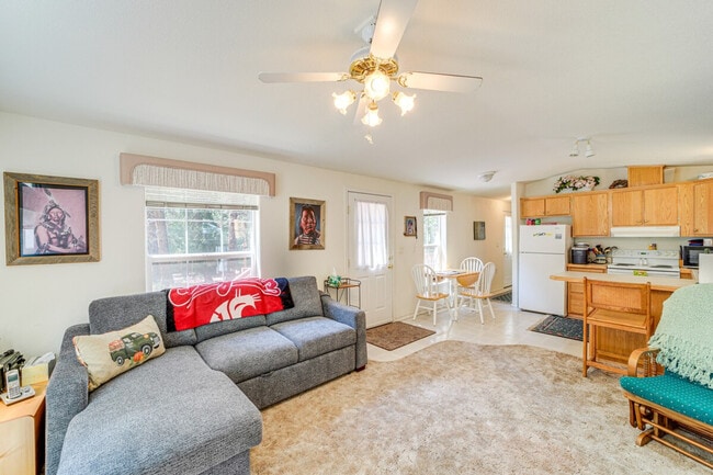 Building Photo - 16934 Tyee Dr