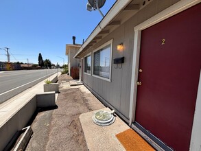 Building Photo - 1414 N Roop St