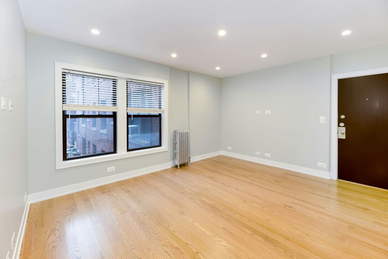 Foto principal - 518 W Cornelia Ave