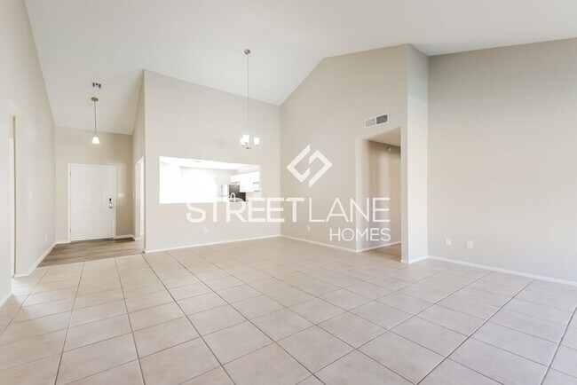 Building Photo - Charming 3 Bedroom in Chandler!