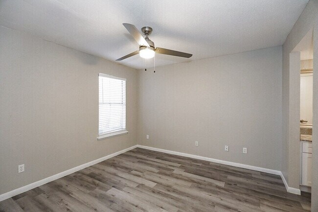 Building Photo - 12403 Mellow Meadow Dr