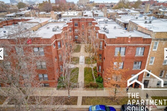 Foto del edificio - 853 W Cornelia Ave